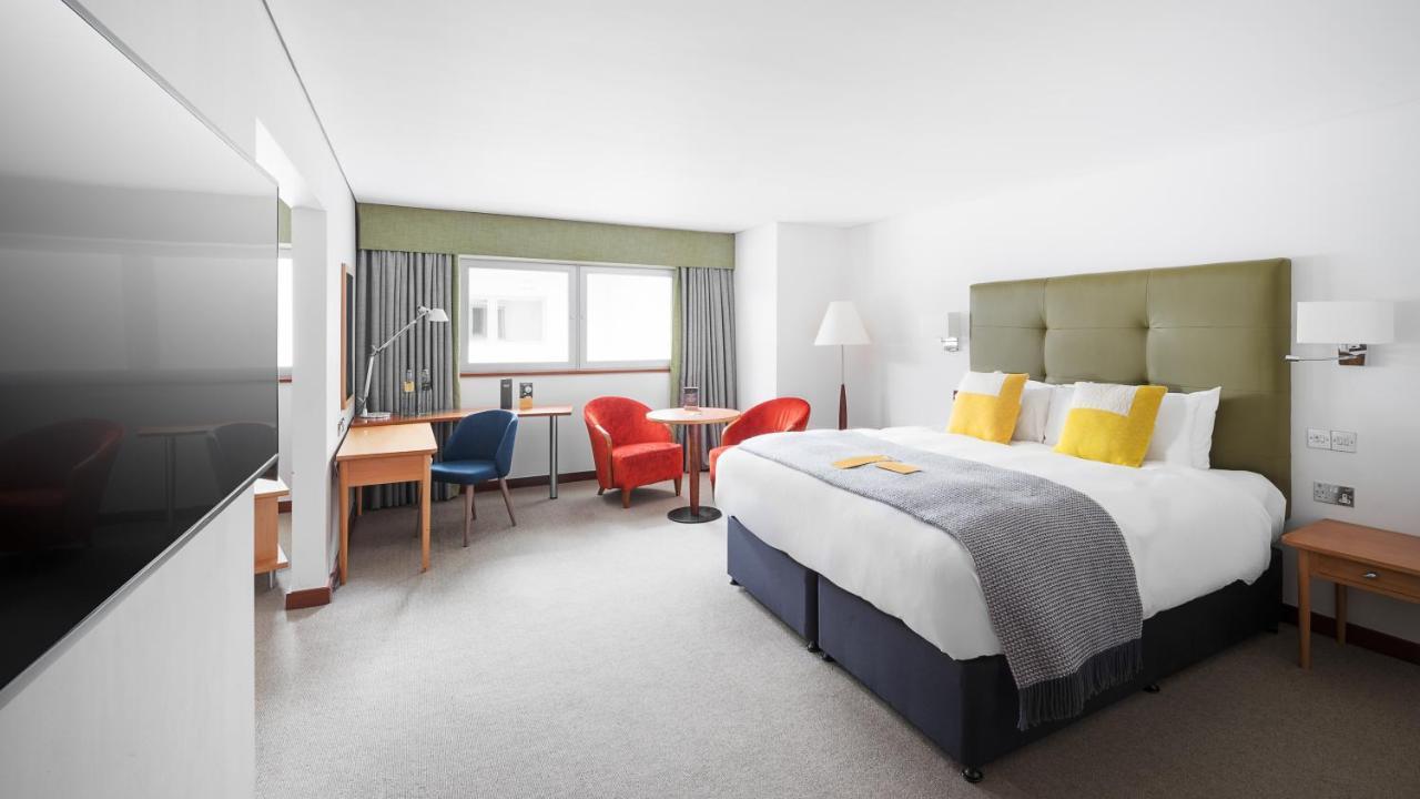 Voco Reading Hotell Eksteriør bilde
